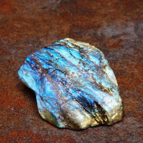 Raw Labradorite healing crystal | Labradorite gemstone | Labradorite Healing Properties | Labradorite Meaning | Benefits Of Labradorite | Metaphysical Properties Of Labradorite | Labradorite zodiac sign | Labradorite birthstones